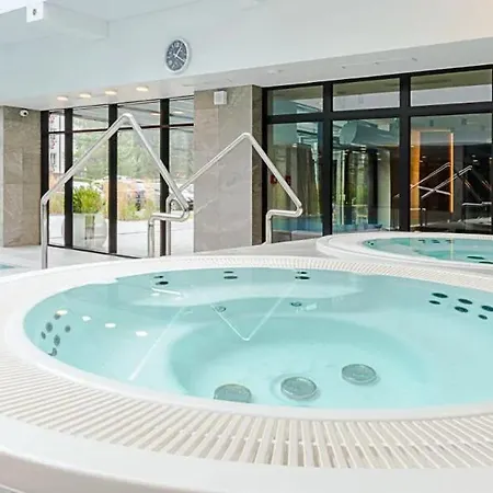 Waterline Port Premium Class Apartment